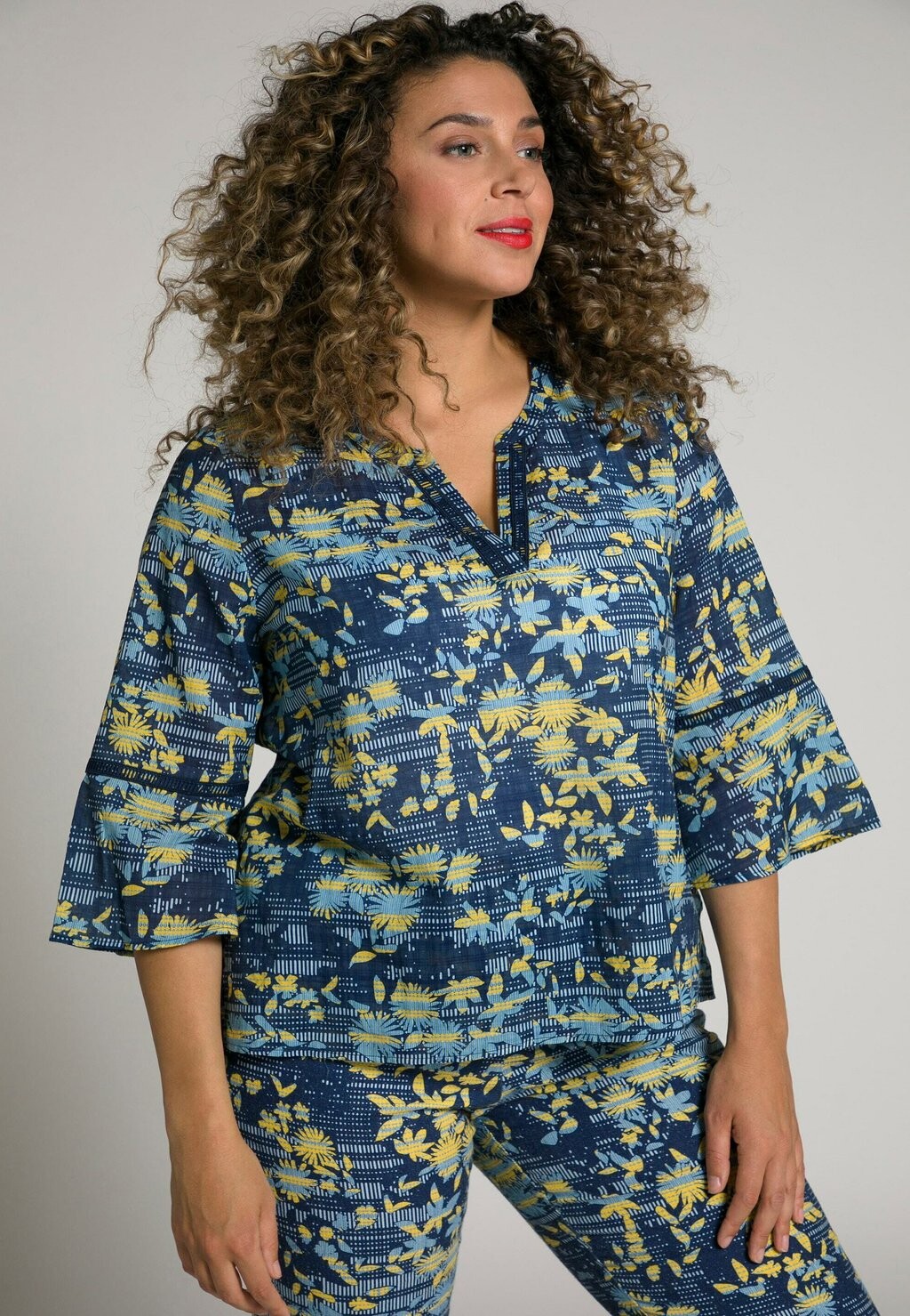 

Блузка Ulla Popken с рукавами 3/4, синий