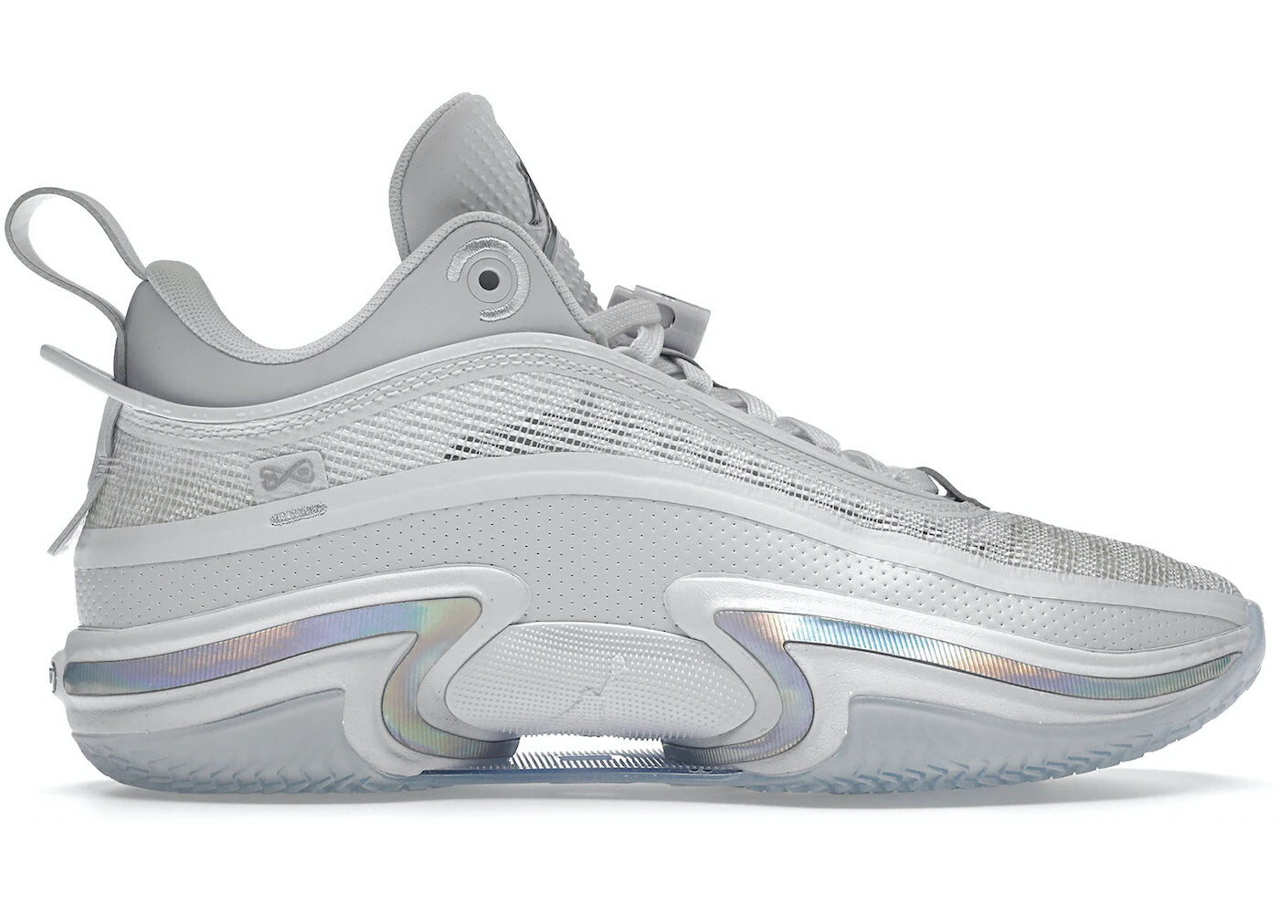 

Кроссовки Nike Air Jordan 36 Low Pure Money, белый / серебристый металлик