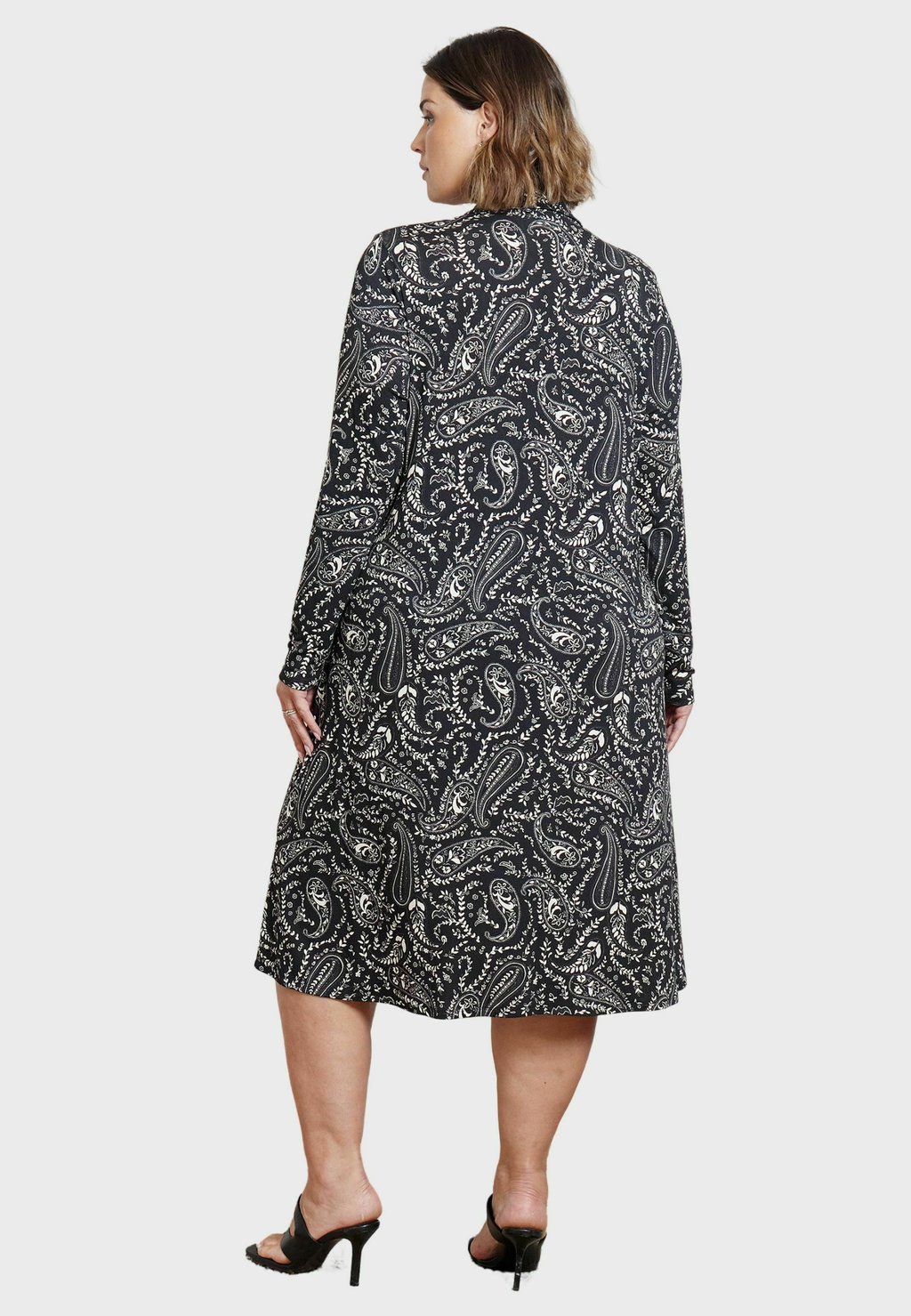 

Платье из джерси MONO PAISLEY LONG SLEEVE Live Unlimited London, черный