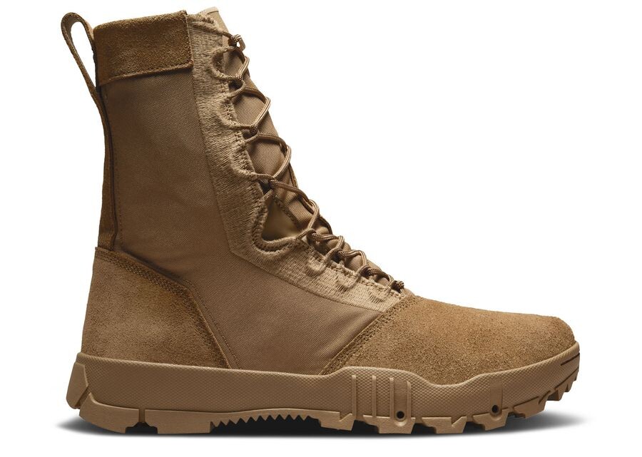 

Кроссовки Nike SFB Jungle 2 8 Inch Leather, цвет Coyote