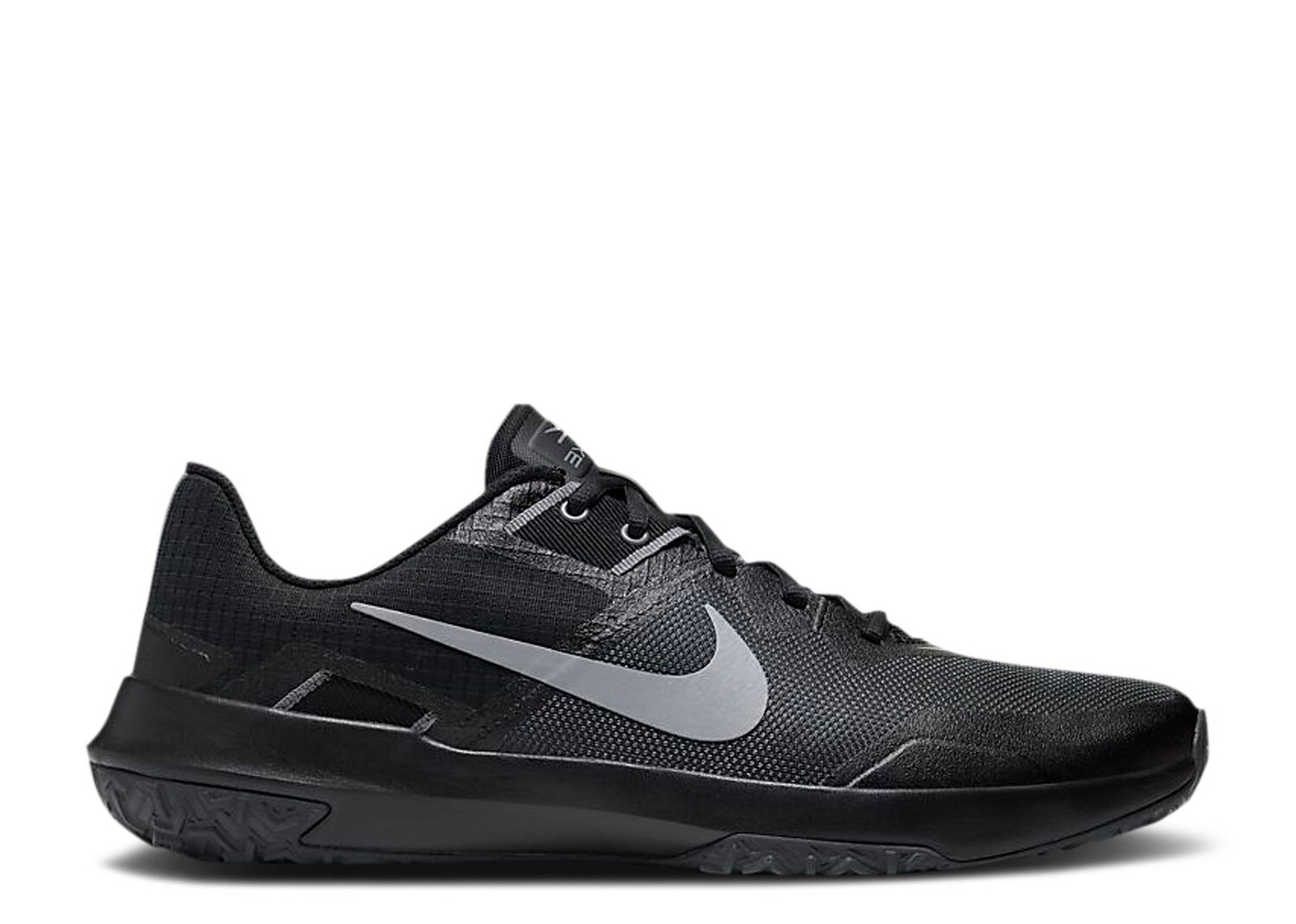 

Кроссовки Nike Varsity Compete Tr 3 'Dark Smoke Grey', черный