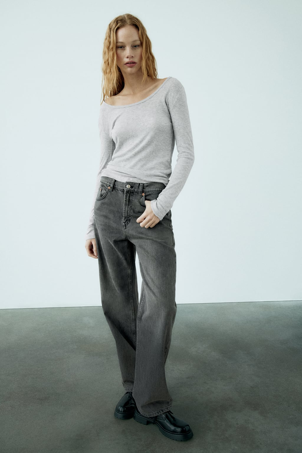 

Мягкая футболка с длинным рукавом ZARA, серый