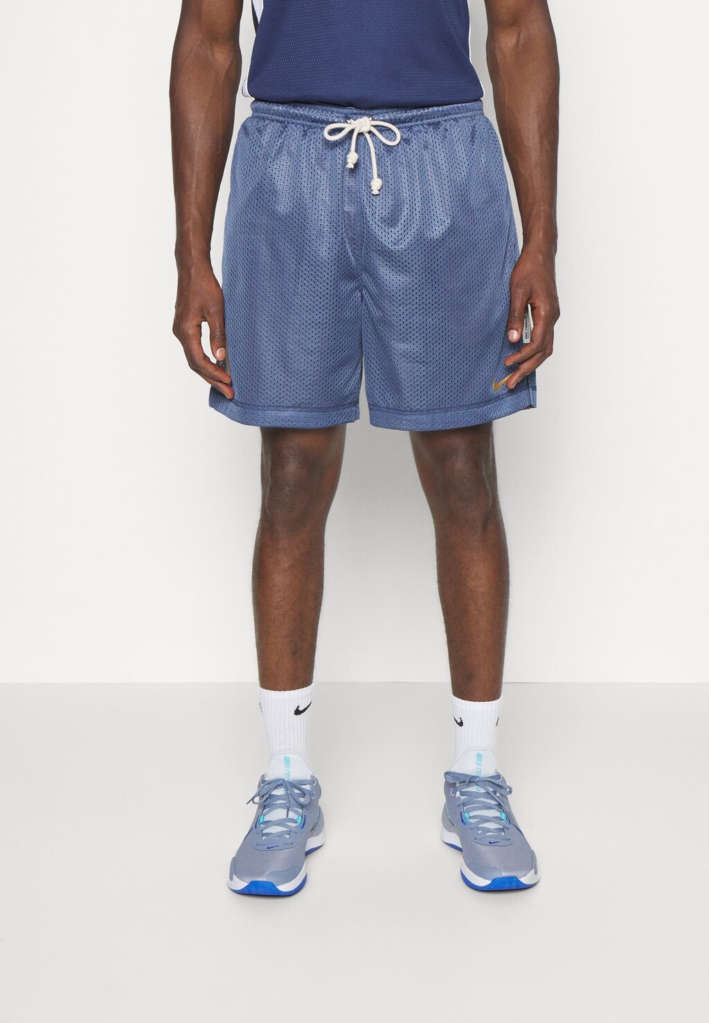 

Спортивные шорты Nike