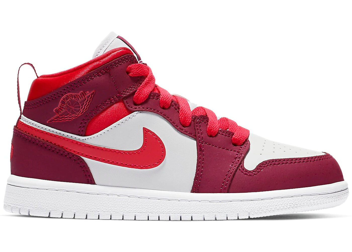 

Кроссовки Air Jordan 1 Mid