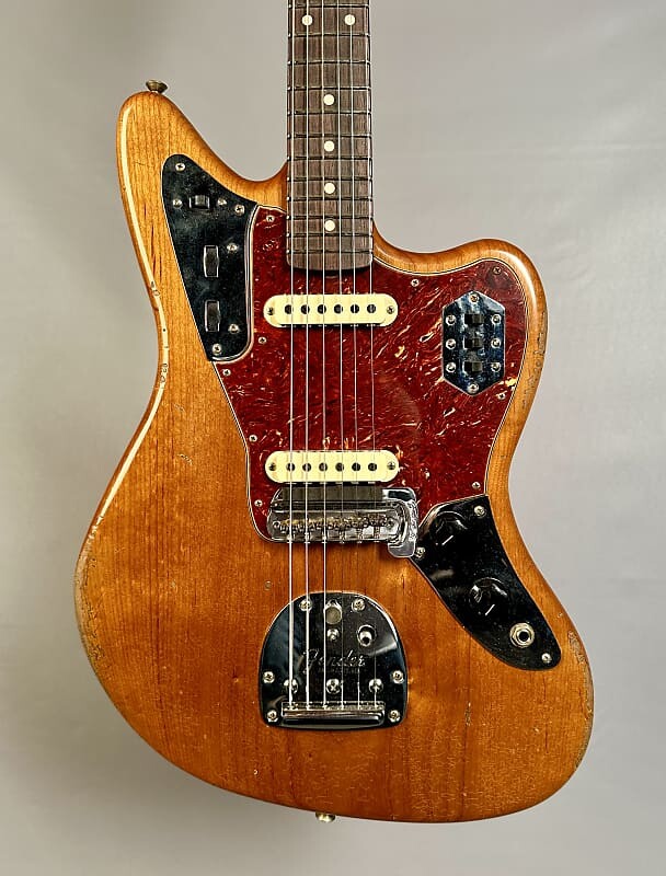 

Электрогитара Fender Custom Shop Limited Edition 1962 Roasted Jaguar Relic - Aged Natural