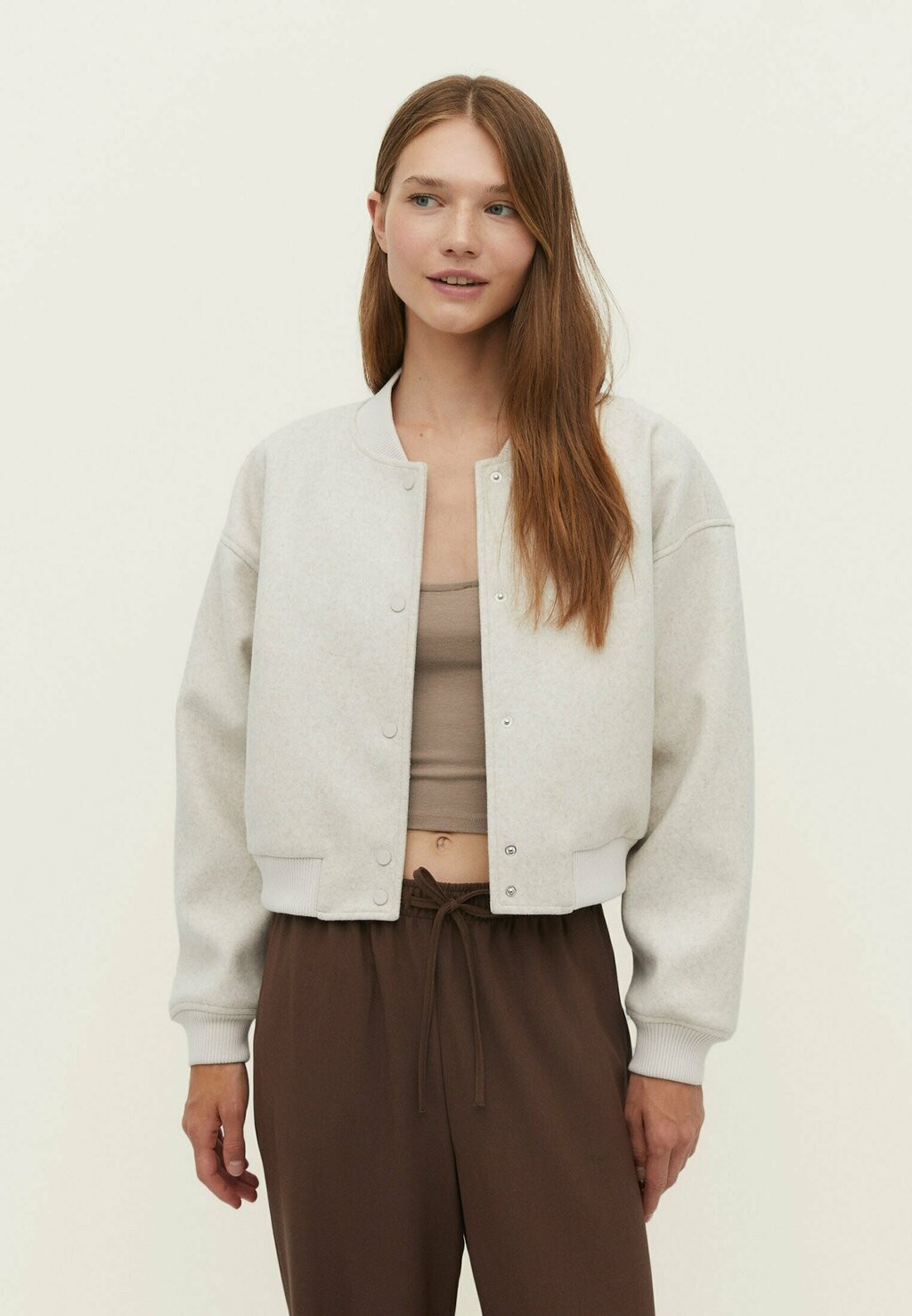 

Куртка-бомбер Soft Stradivarius, белый
