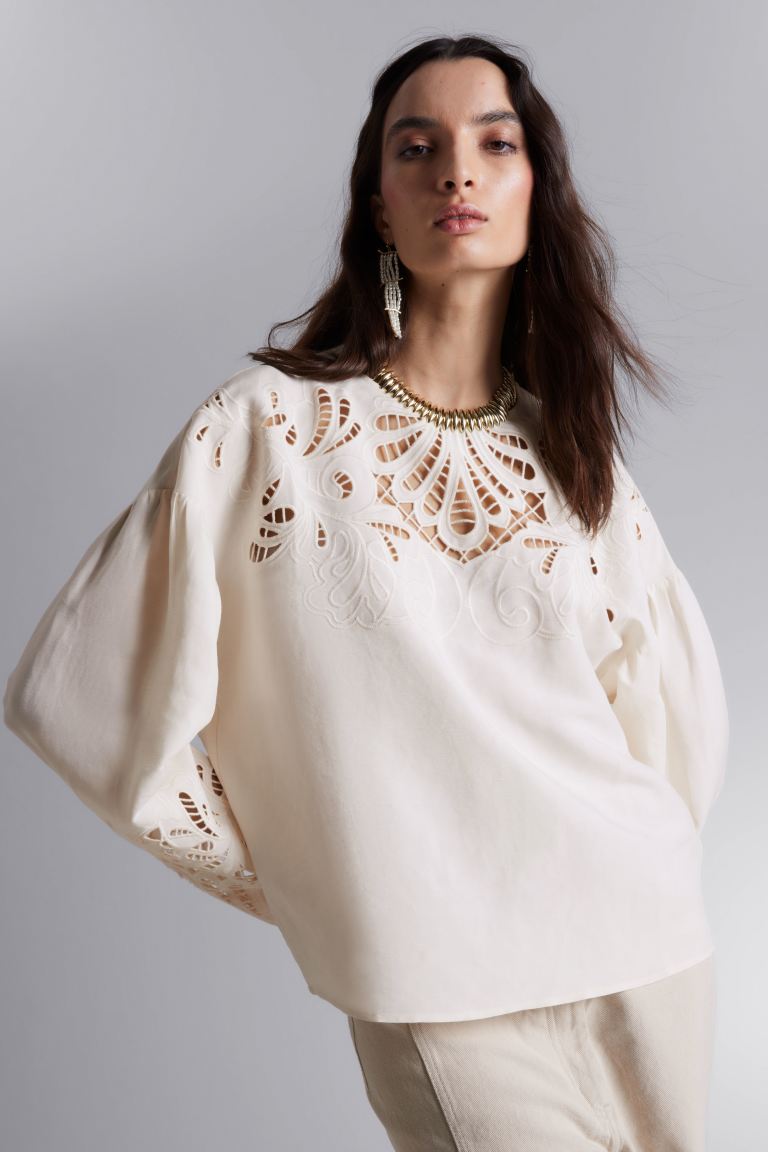 Блуза с английской вышивкой и другими историями H&M, белый