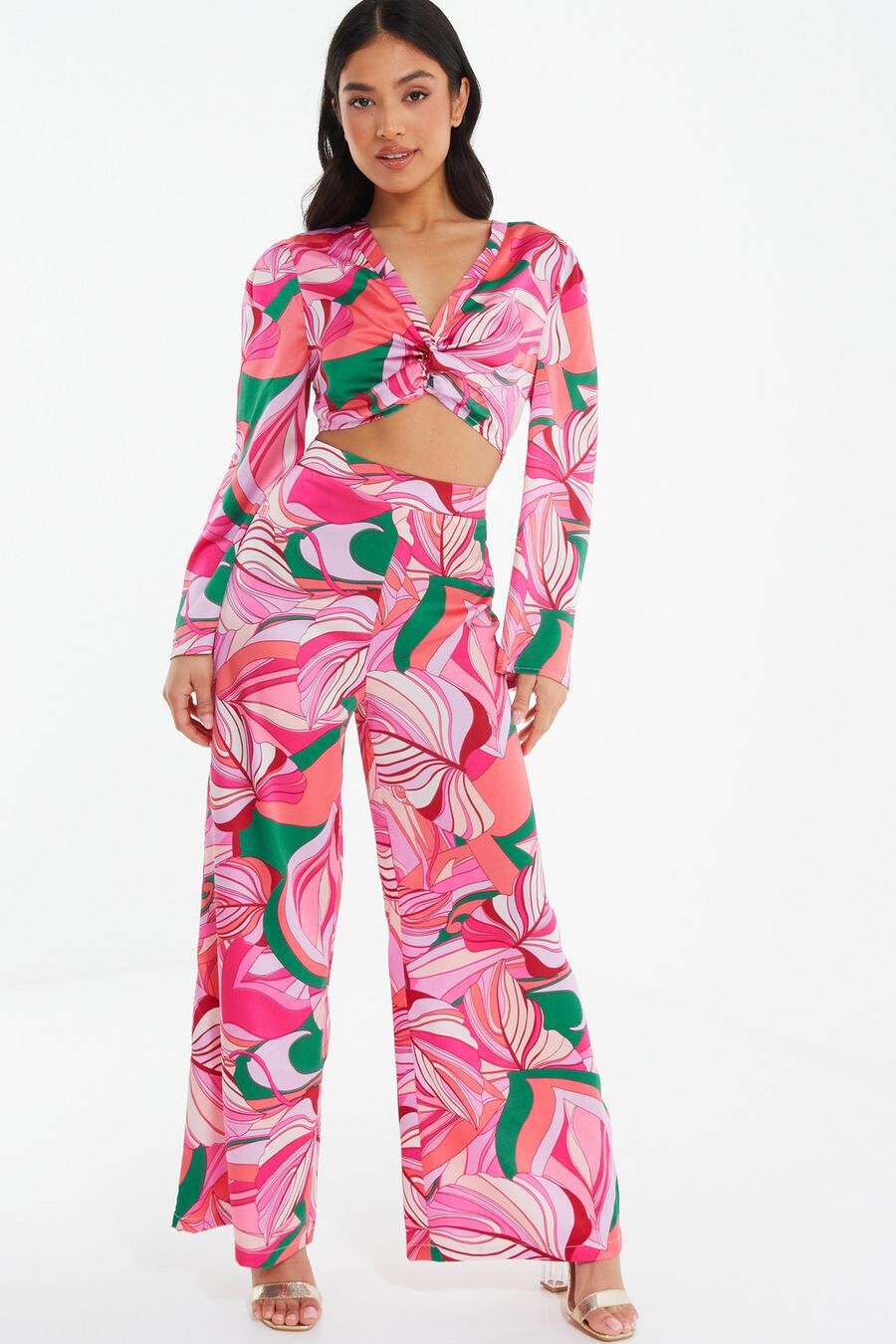 

Брюки-палаццо Petite Pink с принтом шарфа QUIZ Clothing
