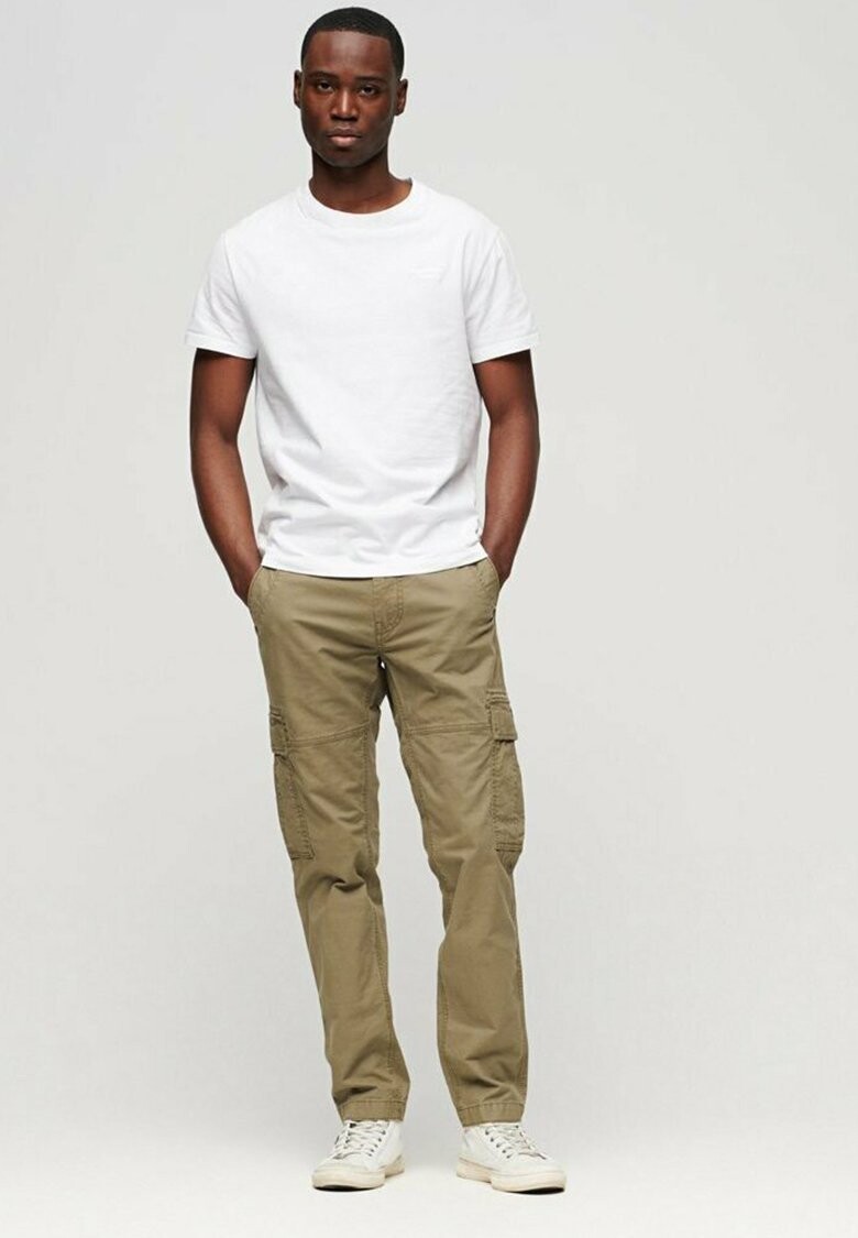 

Брюки-карго CORE Superdry, цвет utility khaki green