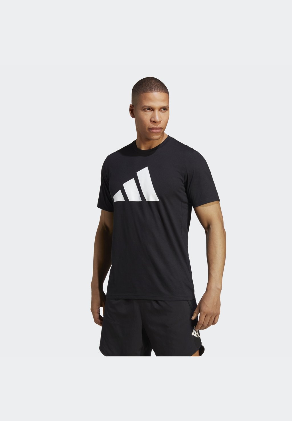 Футболка с принтом Adidas, чёрная/белая aseven чёрная футболка с принтом aseven