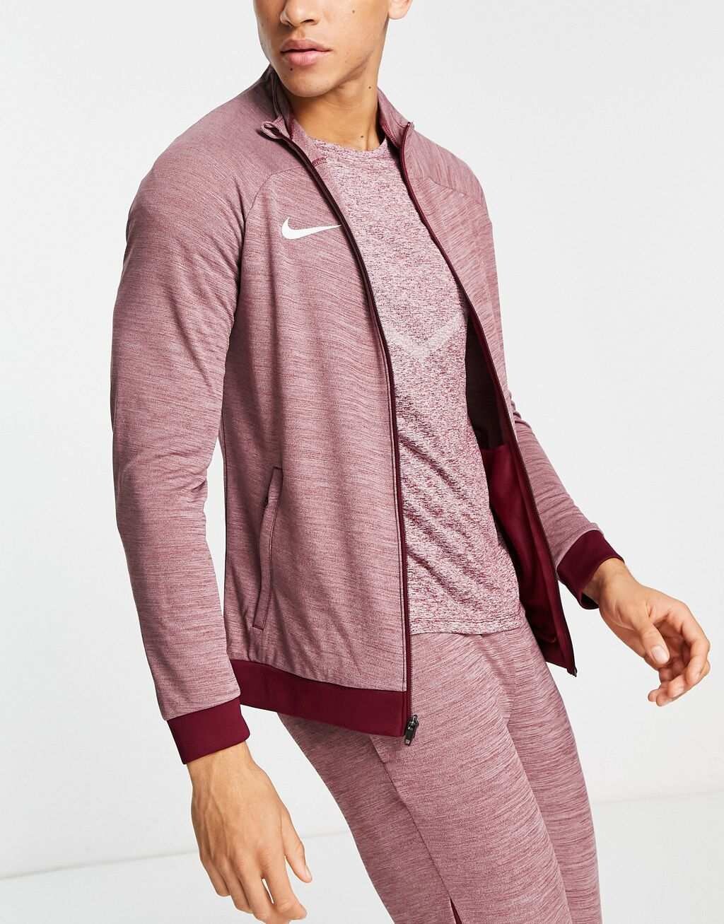 

Красный меланжевый бомбер на молнии Nike Football Academy Dri-FIT