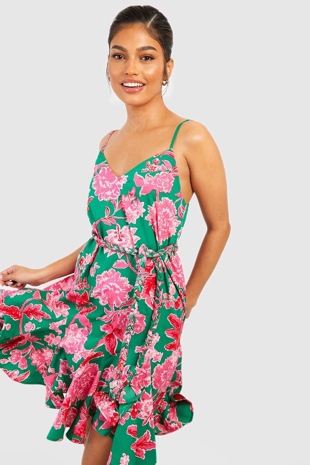 

Платье с поясом и деталями годе Boohoo, зеленый