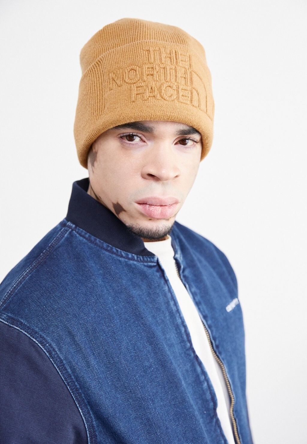 

Шапка Urban Embossed Beanie Unisex The North Face, цвет almond butter