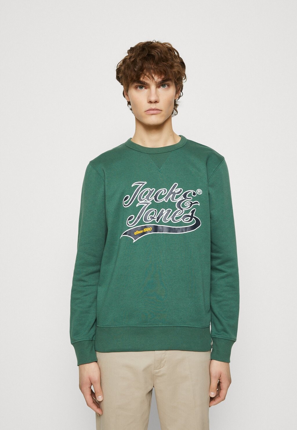 

Толстовка Jack & Jones Jorbecks Crew Neck, зеленый треккинг