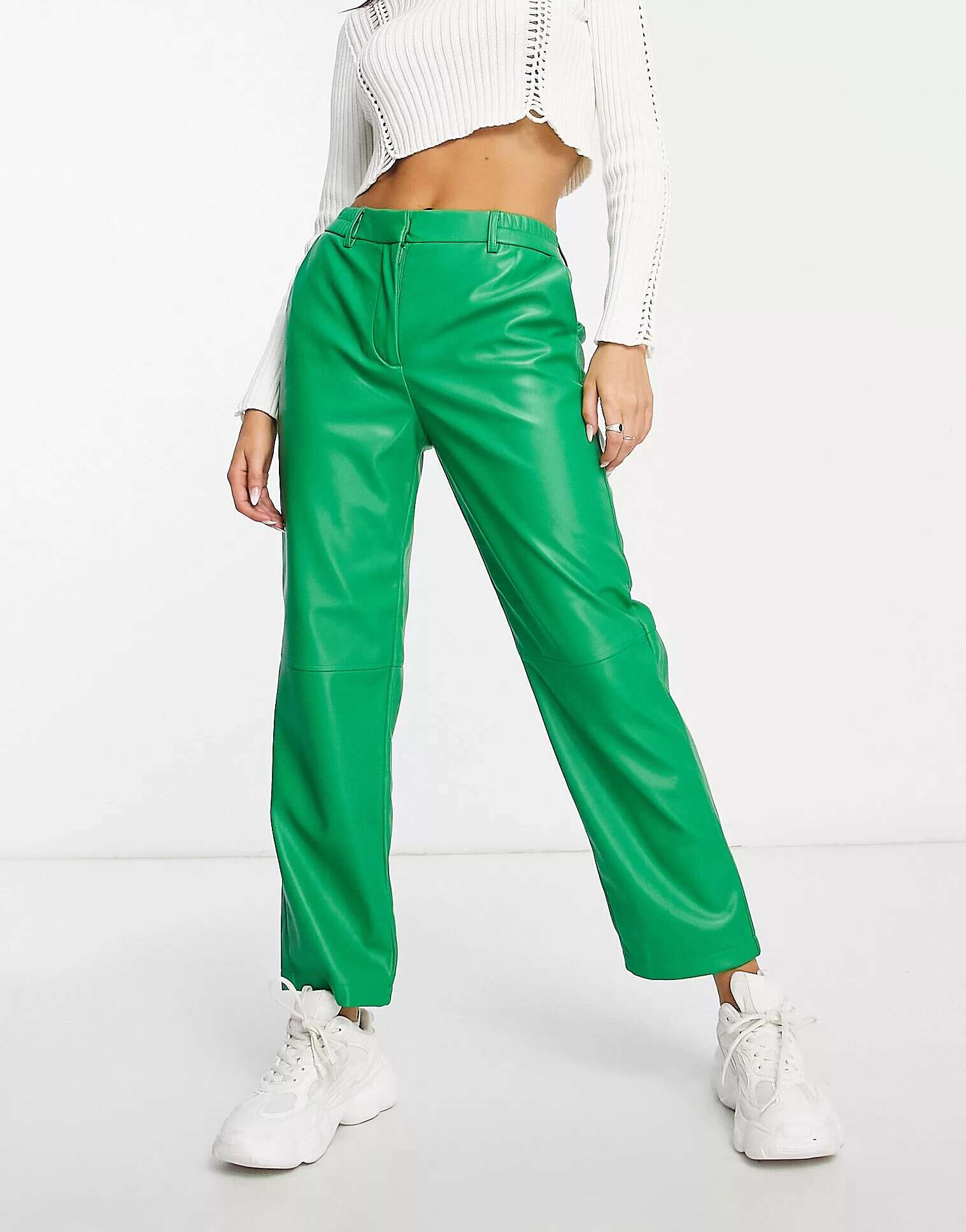 цена Прямые брюки из искусственной кожи ярко-зеленого цвета ONLY