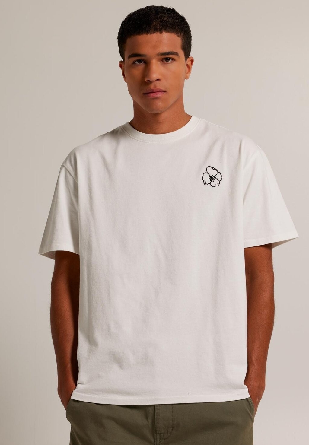 

Футболка с принтом ENZO America Today, цвет off white
