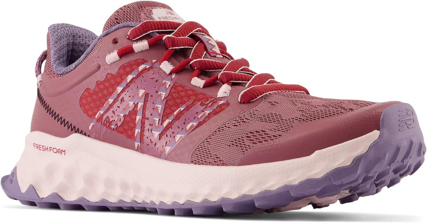 

Кроссовки FRESH FOAM Garoe New Balance, цвет Washed Burgundy/Stone Pink