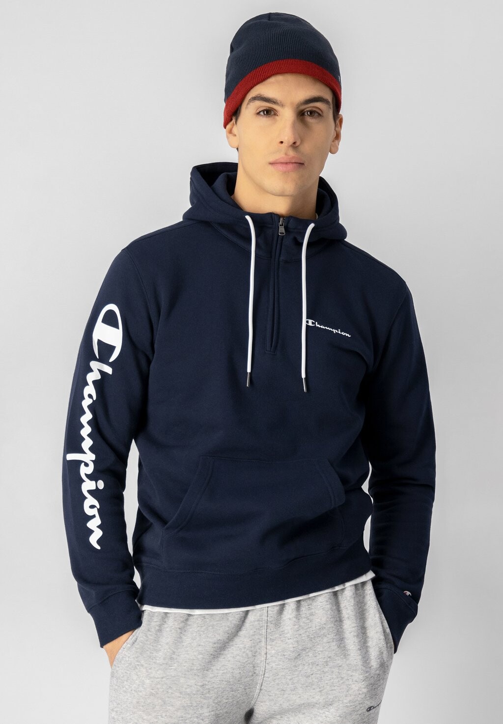 

Худи Champion