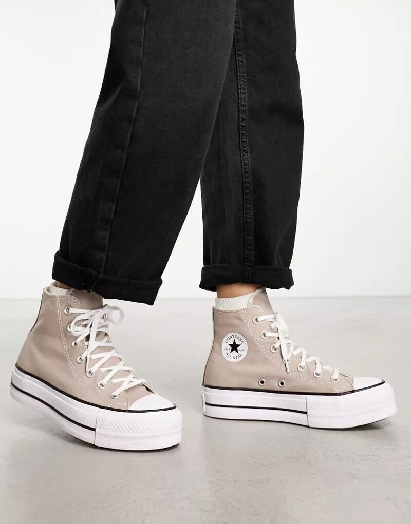 

Серые кроссовки Converse Chuck Taylor All Star Lift