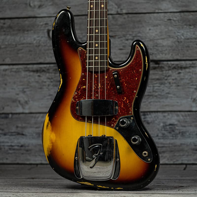 Басс гитара Fender Custom Shop Limited Edition 1960 Jazz Bass Relic - 3 Tone Sunburst