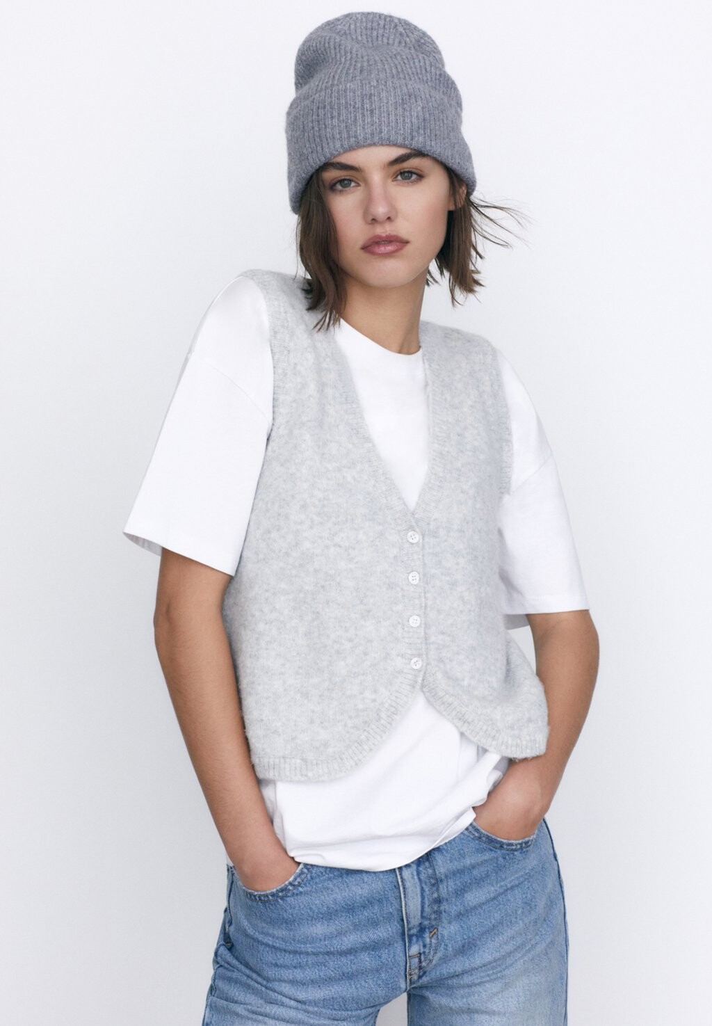 

Шапочка PULL&BEAR, серая