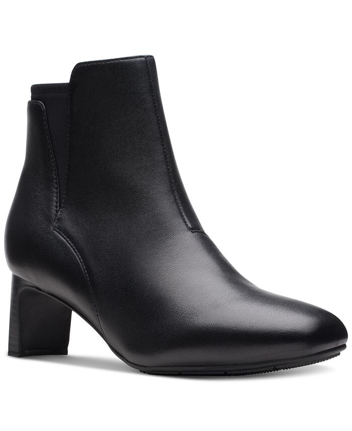 

Женские ботильоны Kyndall Faye Comfort Clarks, цвет Black Leather