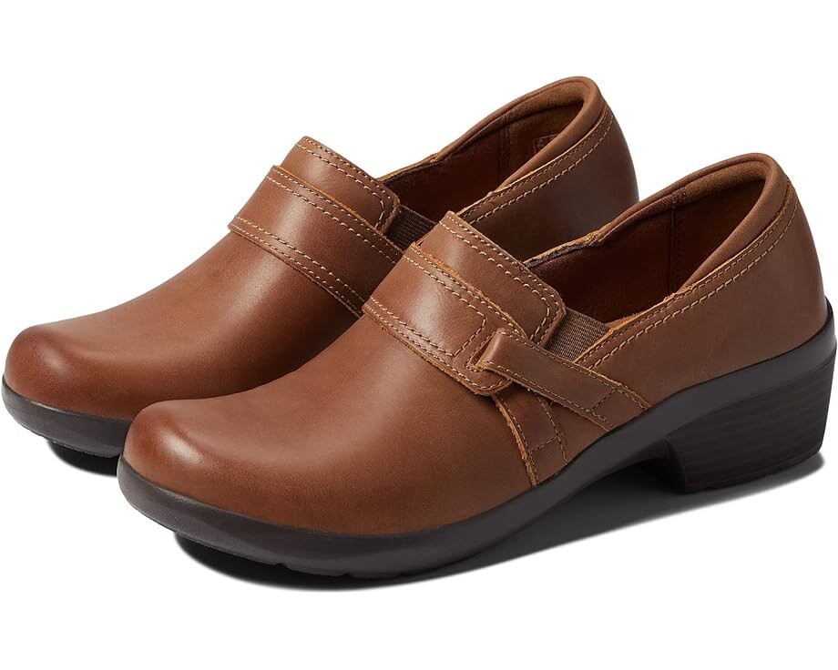 Лоферы Clarks Angie Poppy, цвет Dark Tan Leather