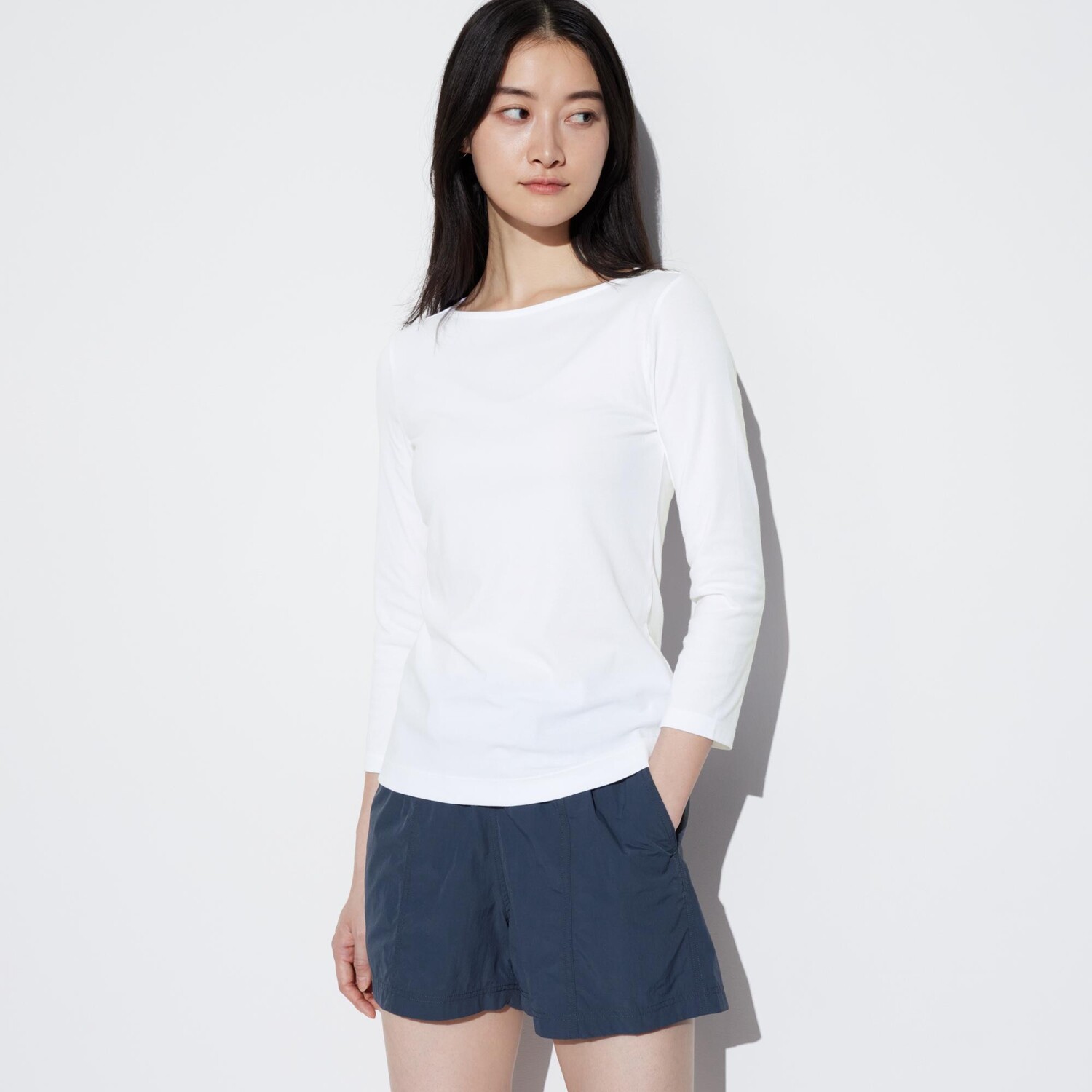 

Лонгслив Uniqlo из трикотажа, белый