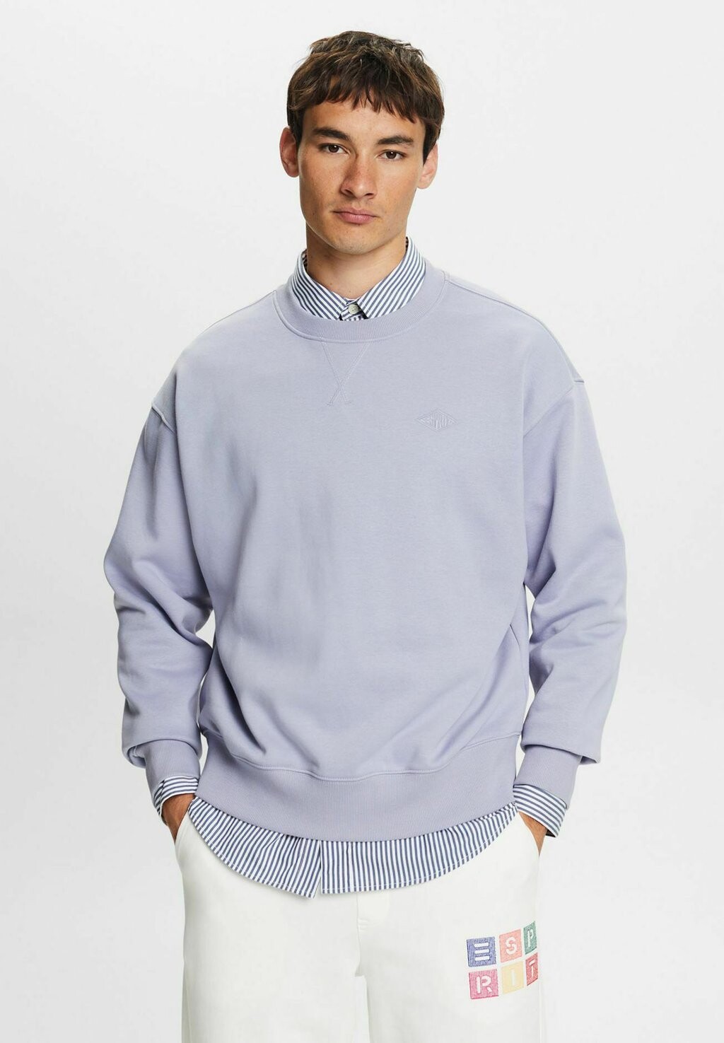 

Свитшот Esprit, цвет light blue lavender
