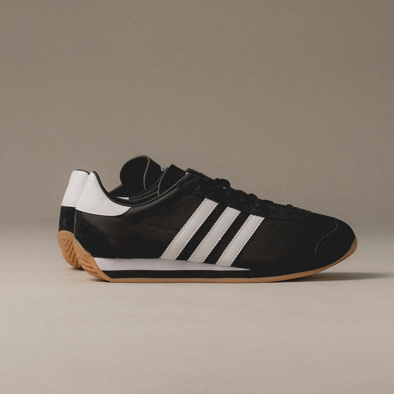 

Кроссовки Country Og Adidas, черный