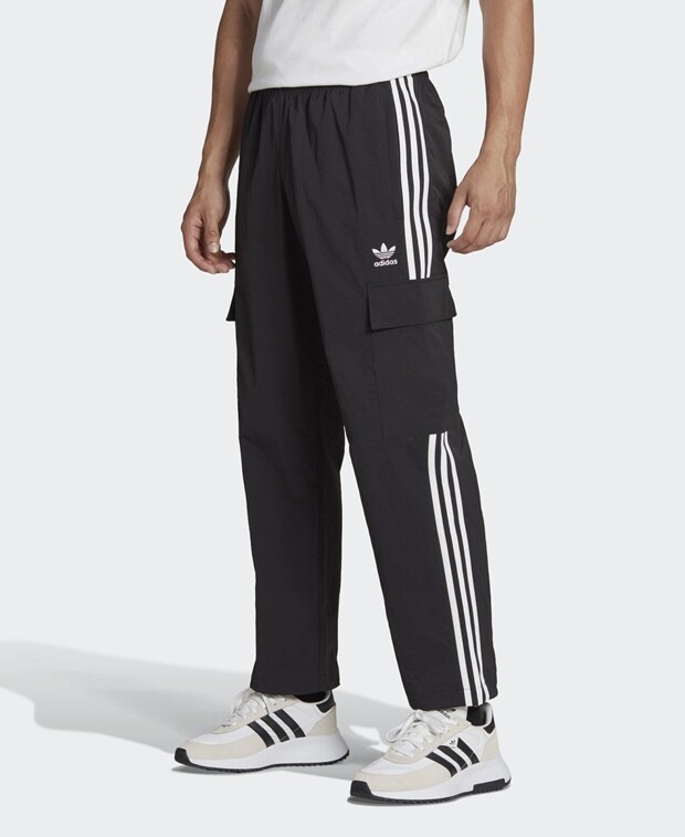 

Брюки-карго adidas Originals, черный