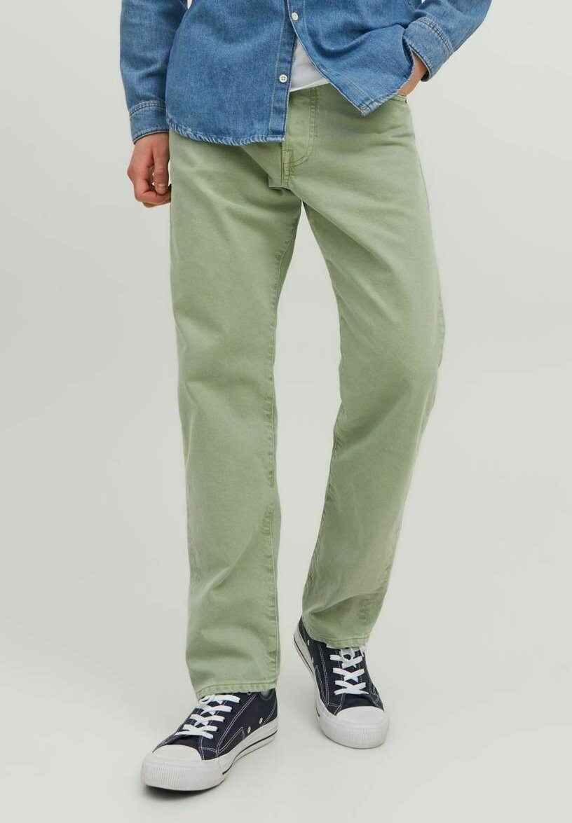 

Джинсы прямого кроя Jack & Jones