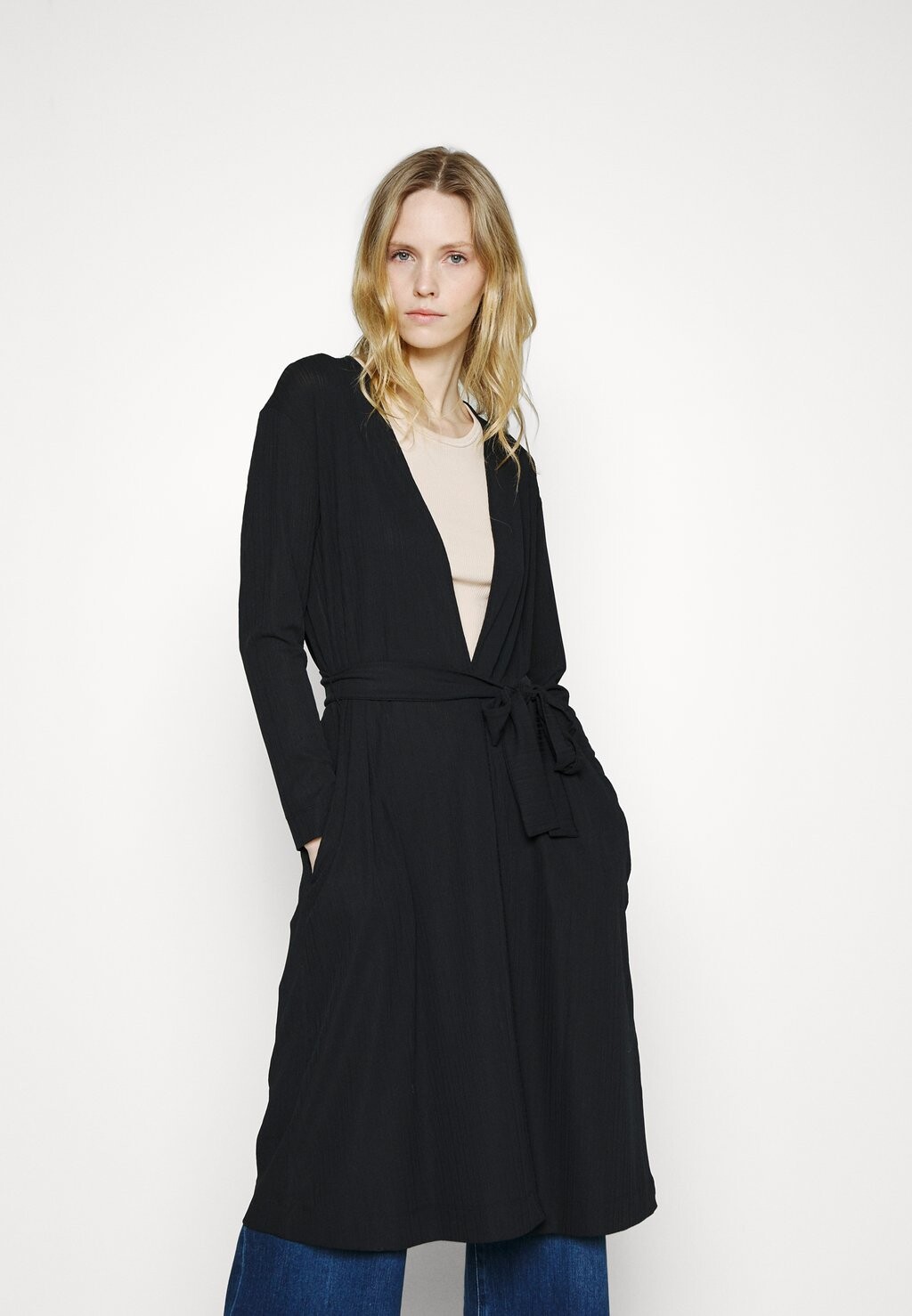 

Классическое пальто Max Mara Leisure, черный