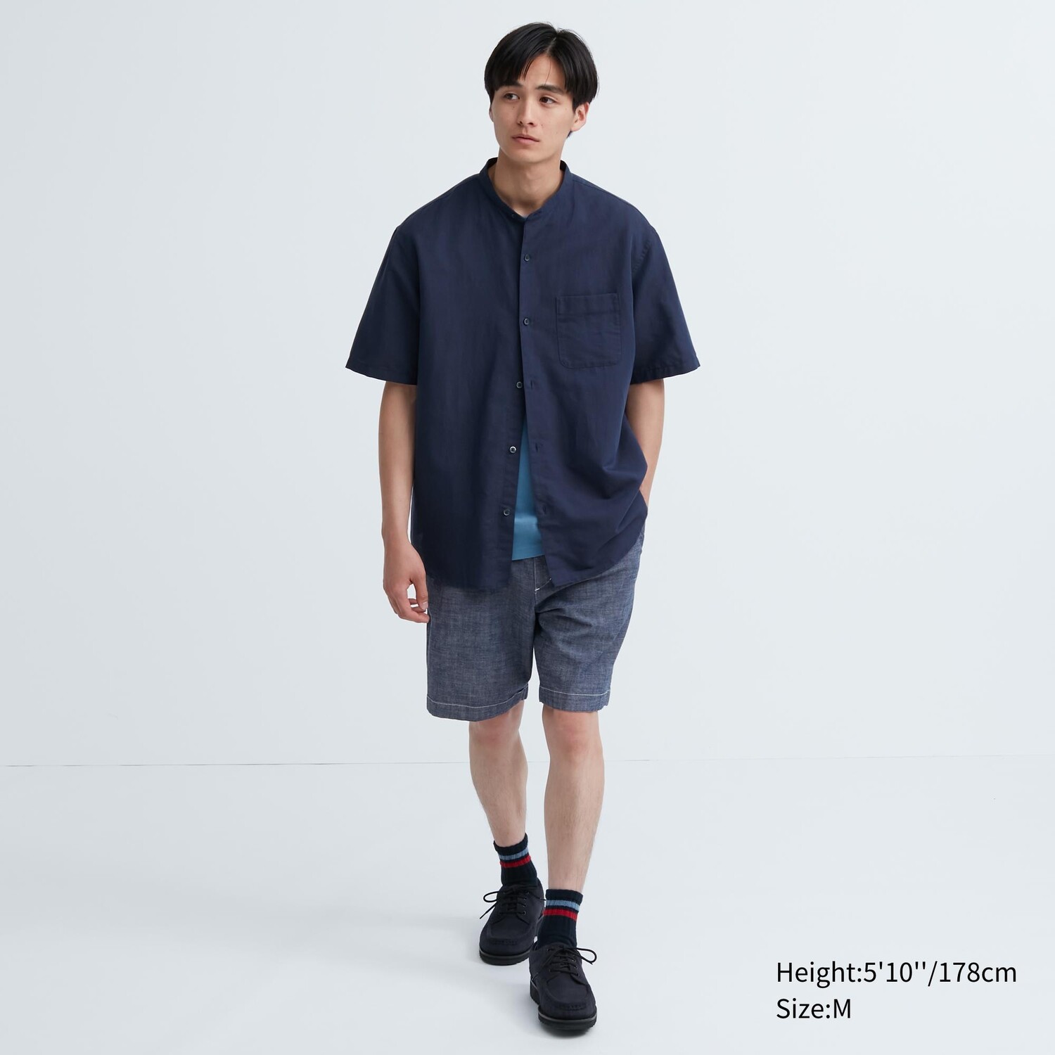 

Легкие эластичные шорты из шамбре Uniqlo, синий