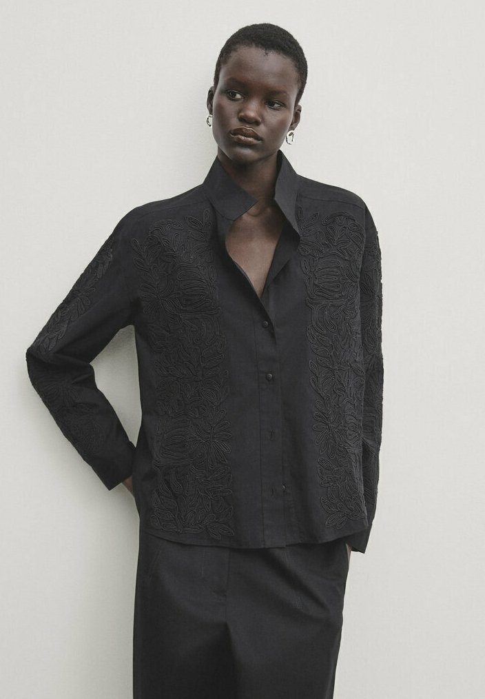 

Рубашка With Embroidered Details Massimo Dutti, черный
