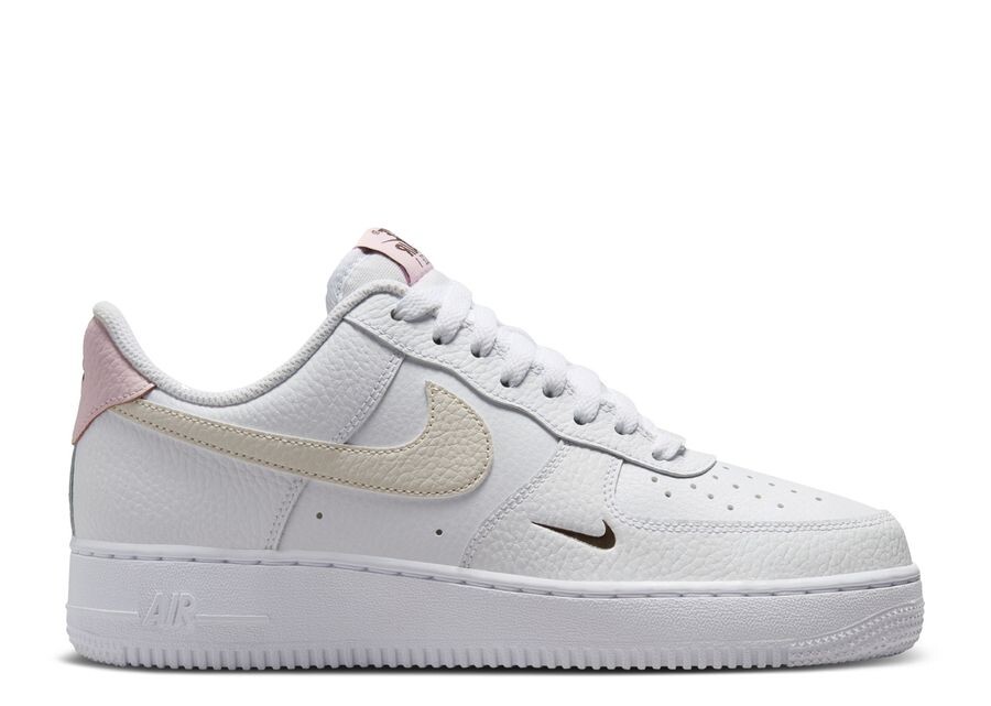 

Кроссовки Nike Wmns Air Force 1, цвет White Light Orewood Pink