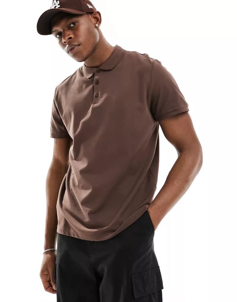 Элегантная коричневая рубашка-поло из пике ASOS Design