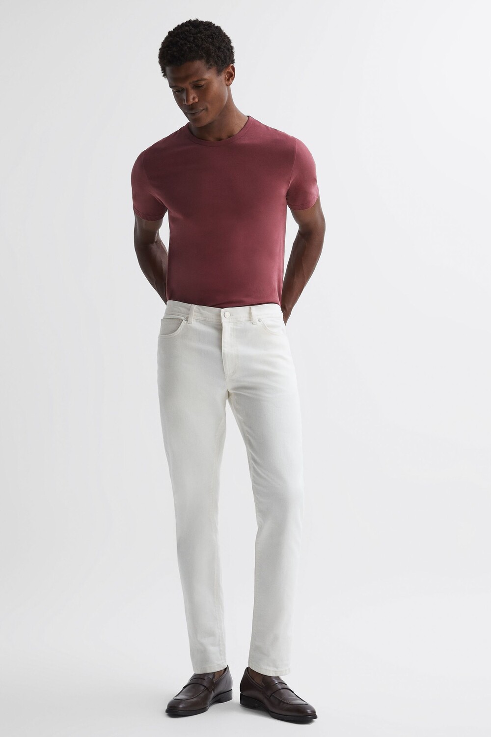 

Светлая футболка Melrose с круглым вырезом Reiss, красный
