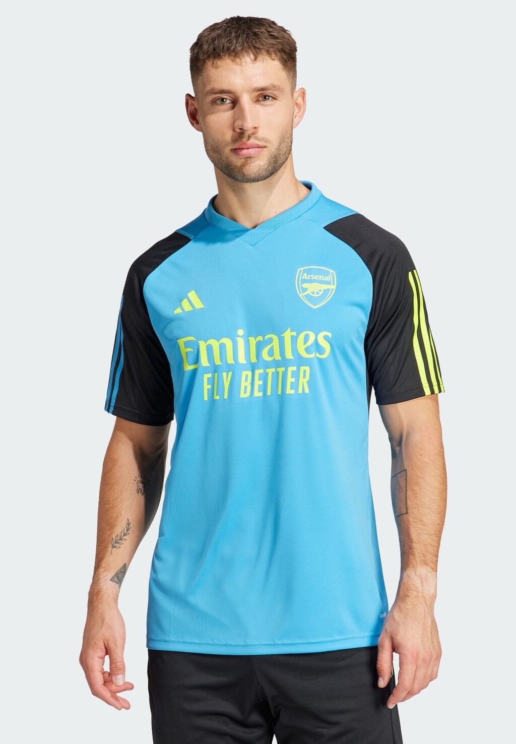 

Спортивная футболка Arsenal London Training Adidas, цвет pulse blue