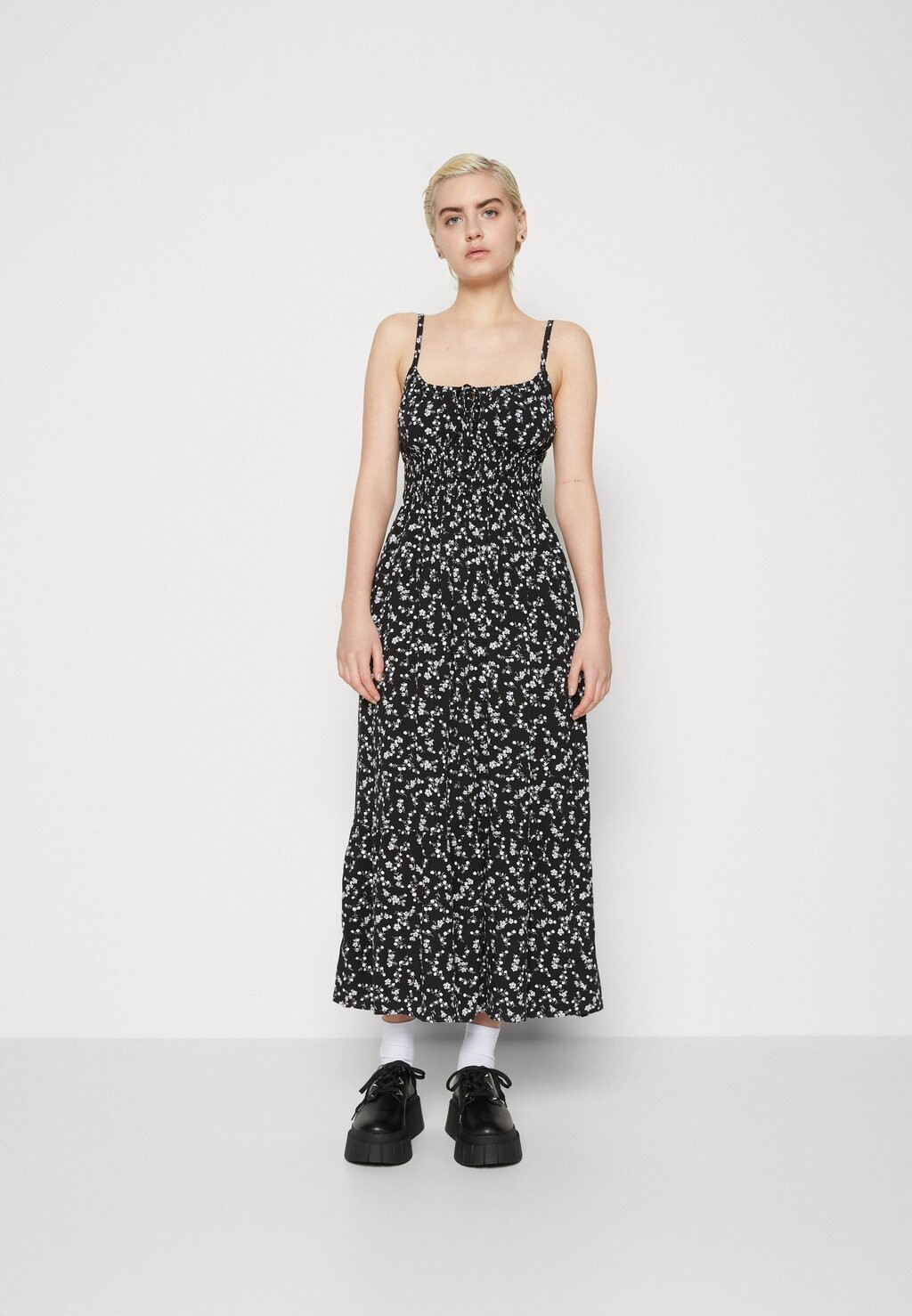 

Повседневное платье Hollister Co., черный