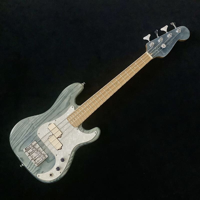 

Басс гитара JD Guitars 2023 Mini P-Bass Faded Blue Jean