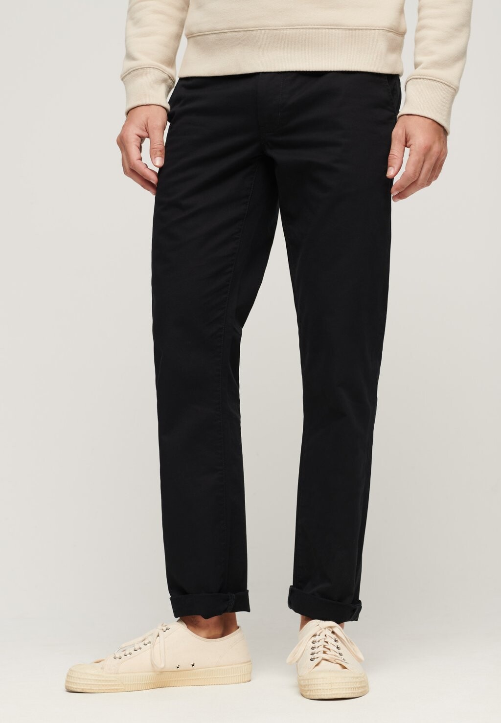 Чино TAPERED STRETCH Superdry, цвет black