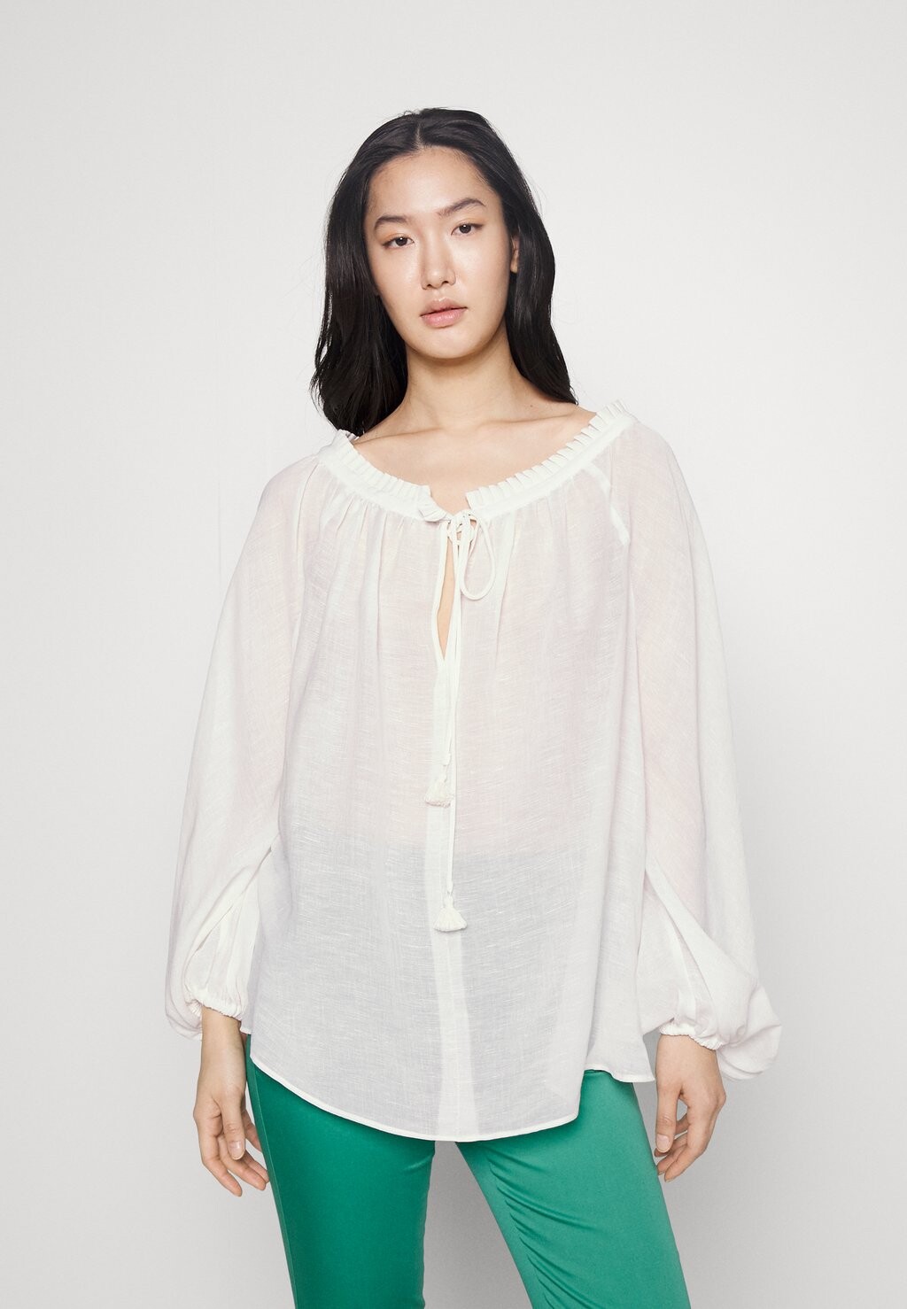 

Блузка WEEKEND MaxMara, белый