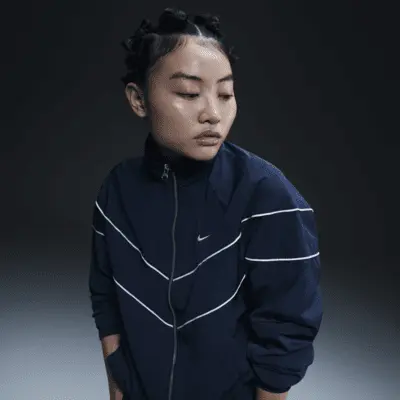 

Куртка Nike Windrunner, цвет Armory Navy/White