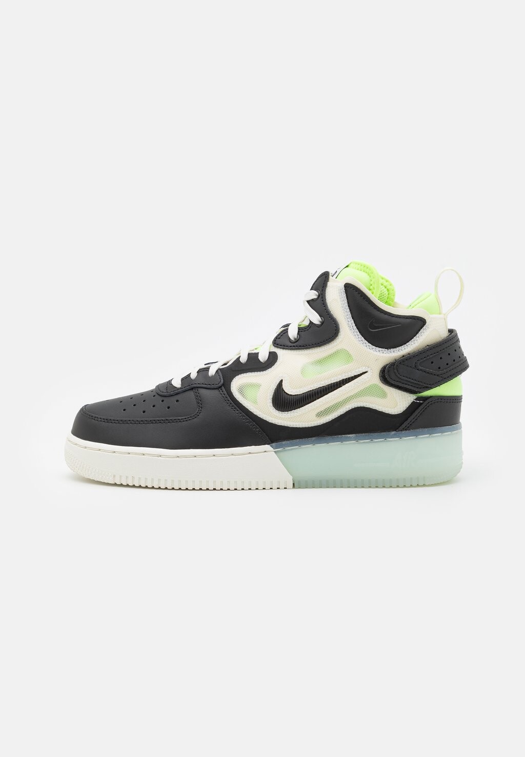 

Высокие кроссовки Nike