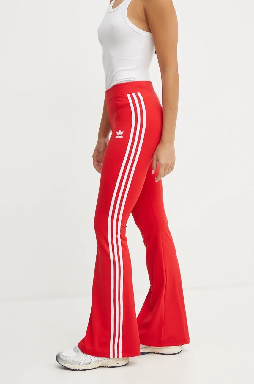 

Расклешенные леггинсы adidas Originals, красный