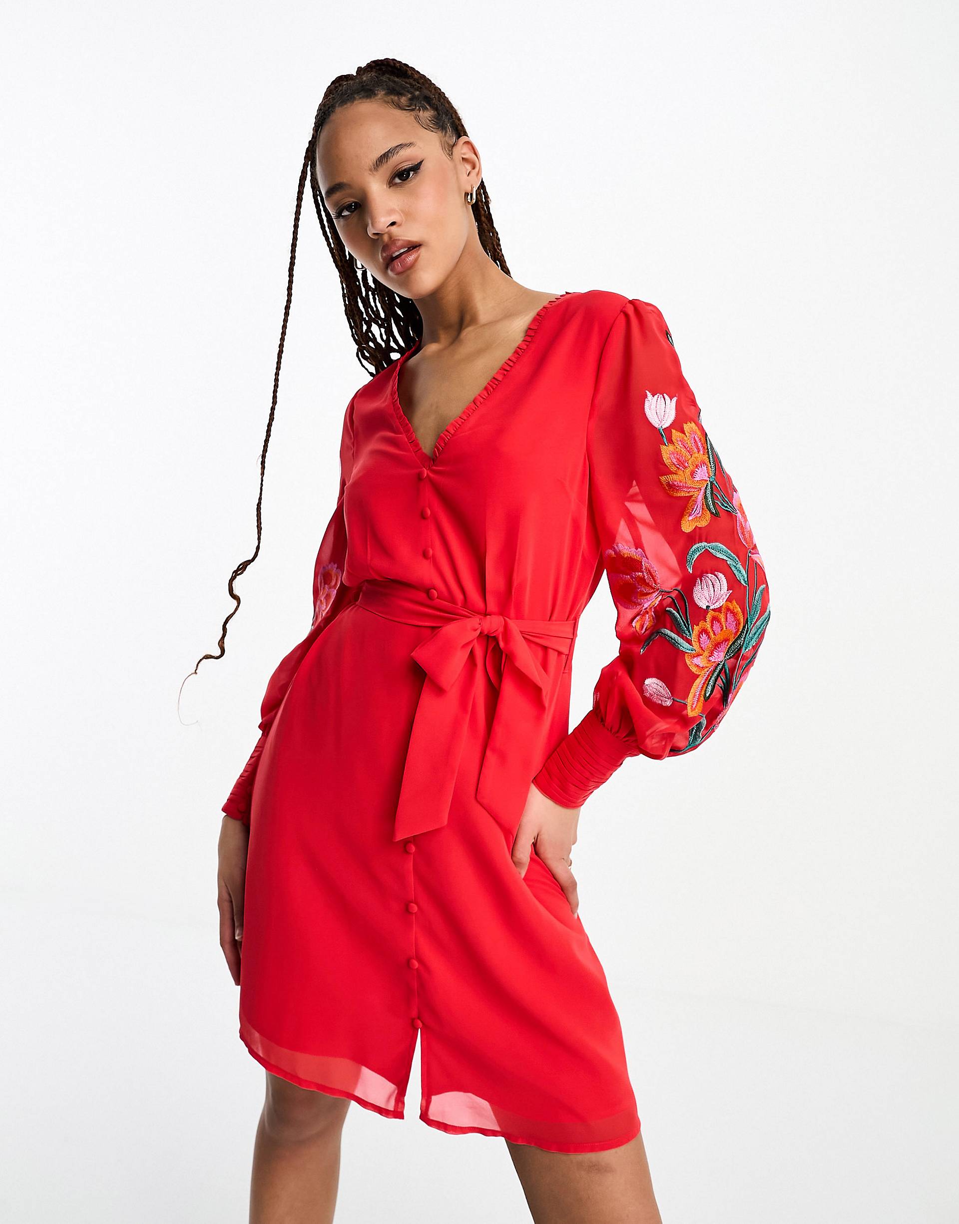 Красное платье мини с запахом и вышивкой с длинными рукавами Hope & Ivy