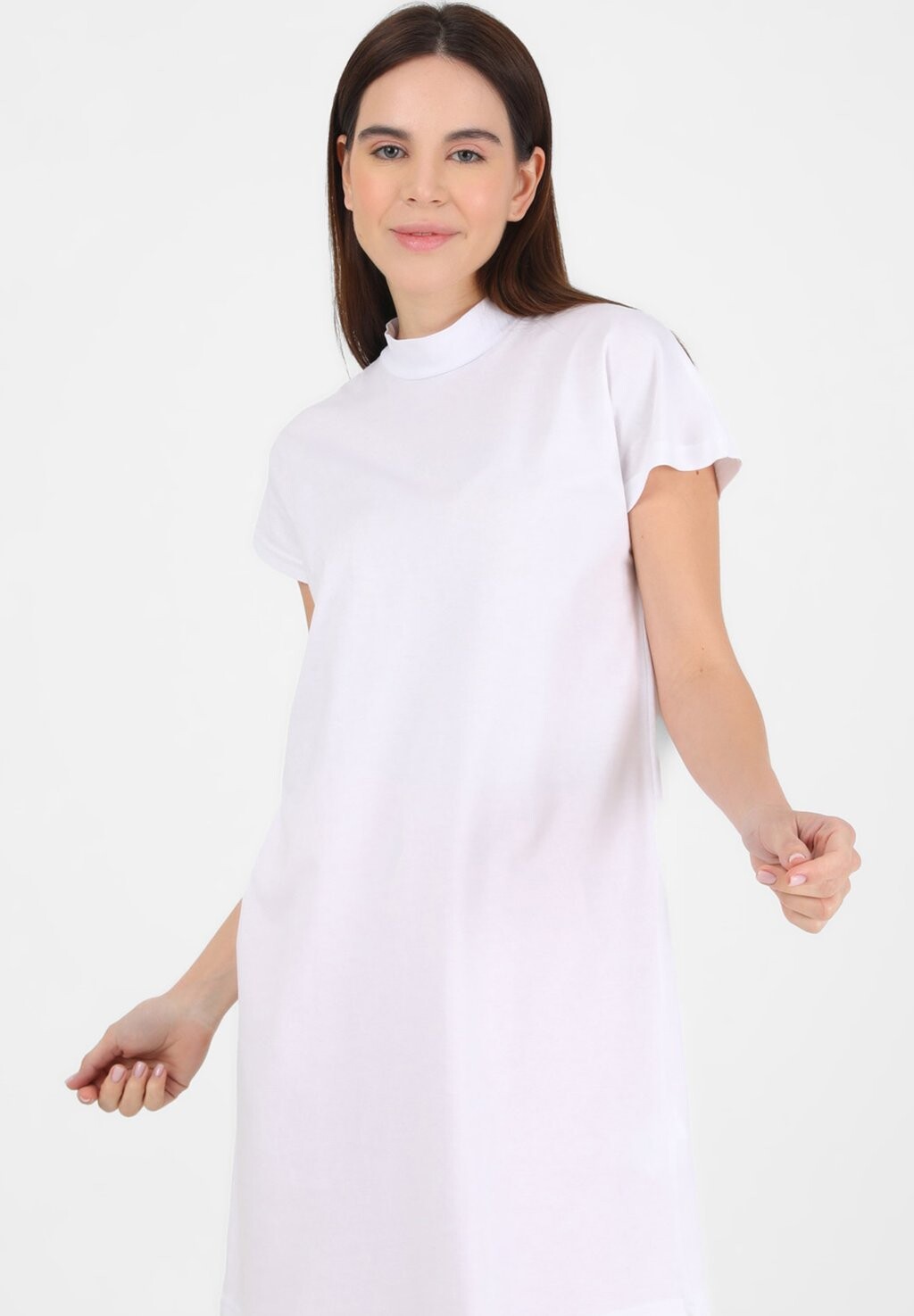 

Футболка базовая REFKA BASIC Modanisa, цвет white