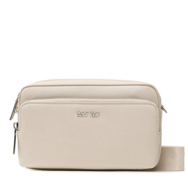 

Сумка Calvin Klein CkMust Camera, экрю