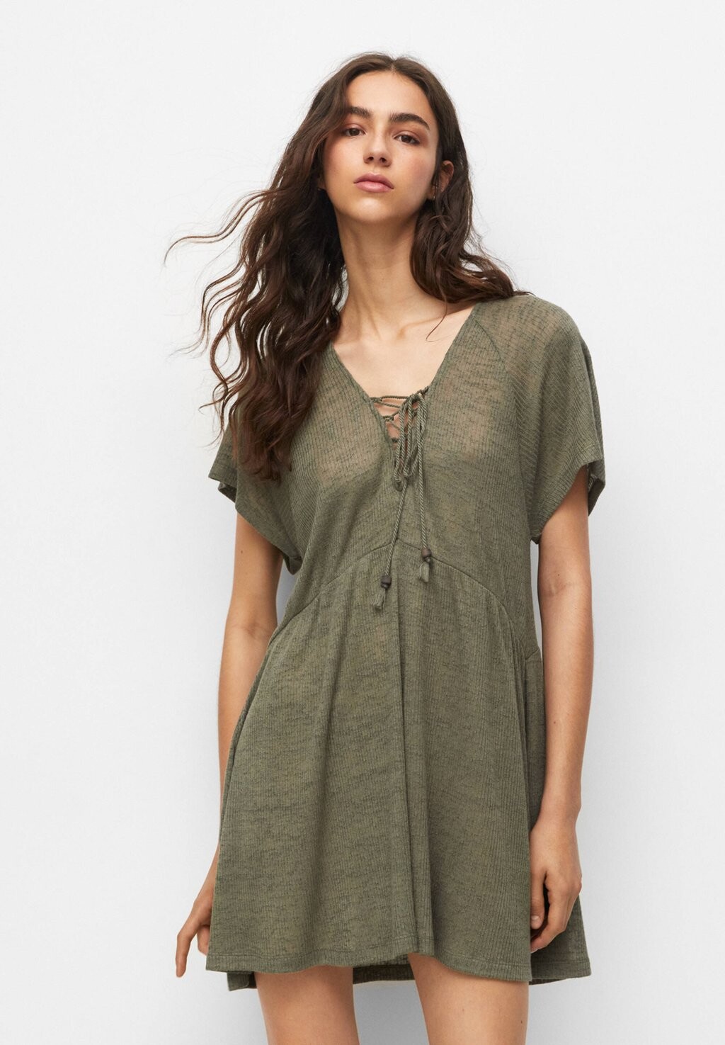 

Трикотажное платье PULL&BEAR